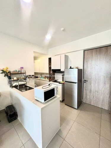 Three-bedroom apartment for rent