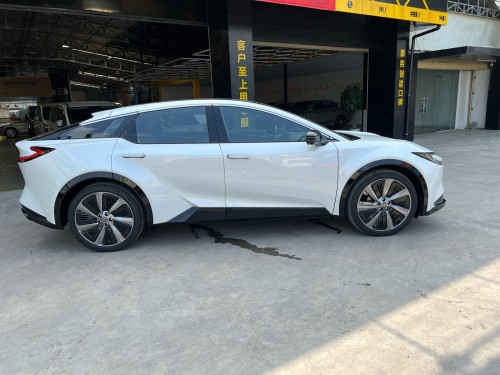 TOYOTA Bz5 2025 Range 630KM