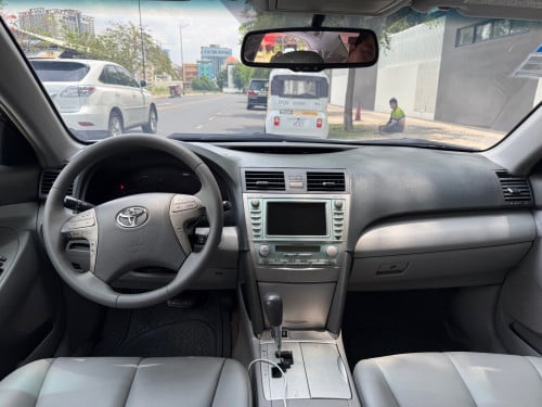Toyota Camry Hybrid