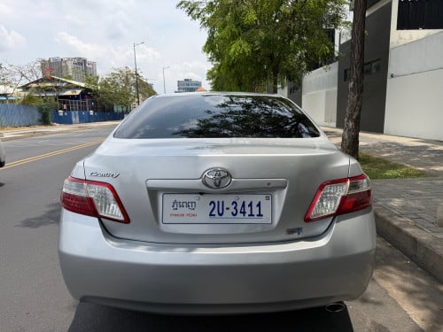 Toyota Camry Hybrid