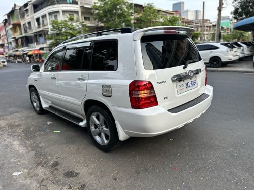 Toyota Highlander 03 p1