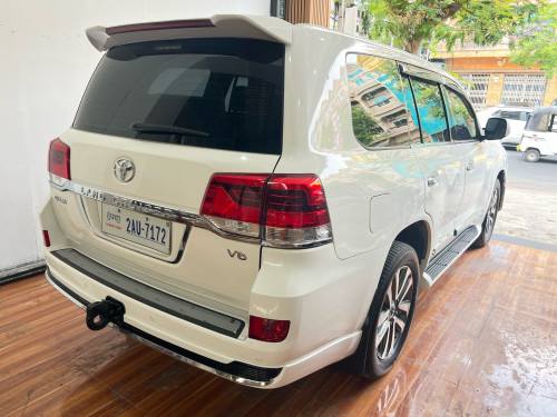 Toyota Langruser full option year 2008 op21