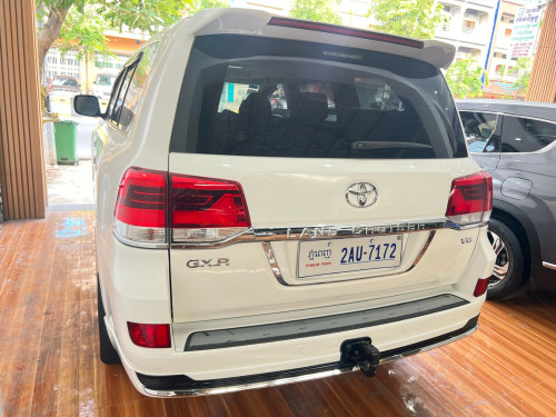 Toyota Langruser full option year 2008 op21