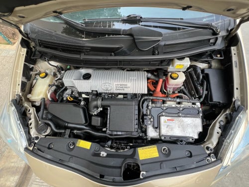 Toyota prius 2010 option 5 advance