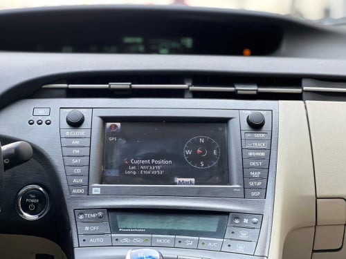 Toyota prius 2010 option 5 advance
