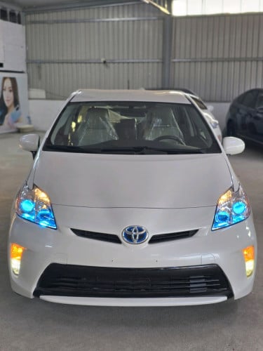 Toyota Pruis 2014 Option II Android