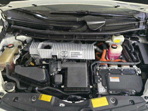 Toyota Pruis 2014 Option II Android