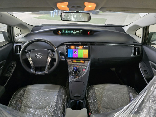 Toyota Pruis 2014 Option II Android