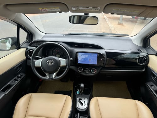 Toyota Vitz 2013 Smart key 🗝️