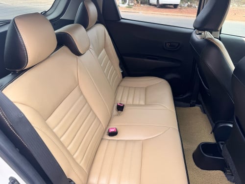 Toyota Vitz 2013 Smart key 🗝️