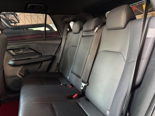 Toyota Yaris Cross ថ្មី 99%