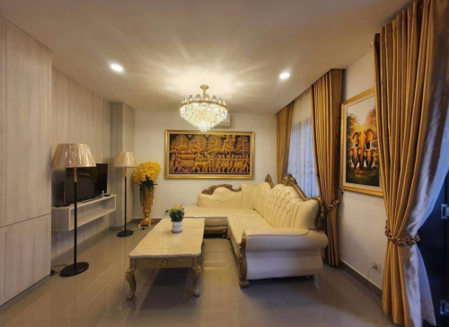 Twin Villa for rent in Borey Chip Mong land 598 price 1500$ negotiable