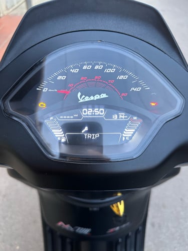 Vespa Sprints150 ឆ្នាំ2024 គ្រឿងលេងច្រឿន
