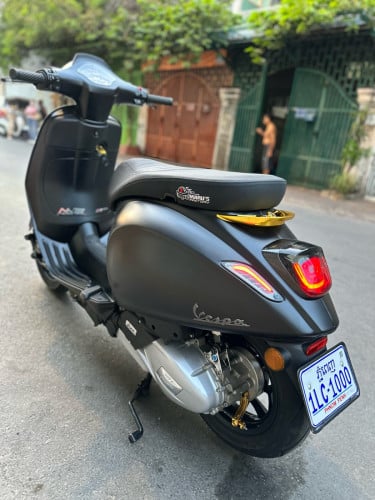 Vespa Sprints150 ឆ្នាំ2024 គ្រឿងលេងច្រឿន