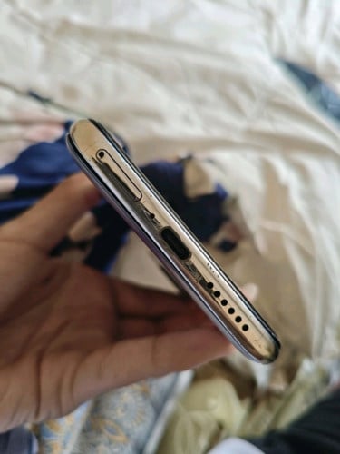 Xiaomi mi 11T pro បែកខ្នង
