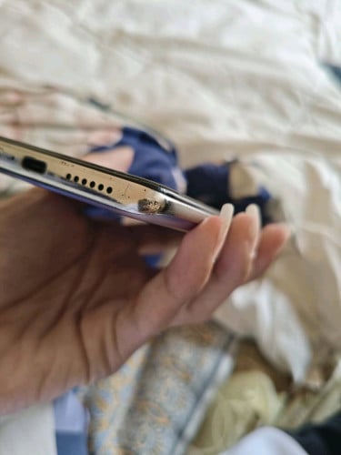 Xiaomi mi 11T pro បែកខ្នង