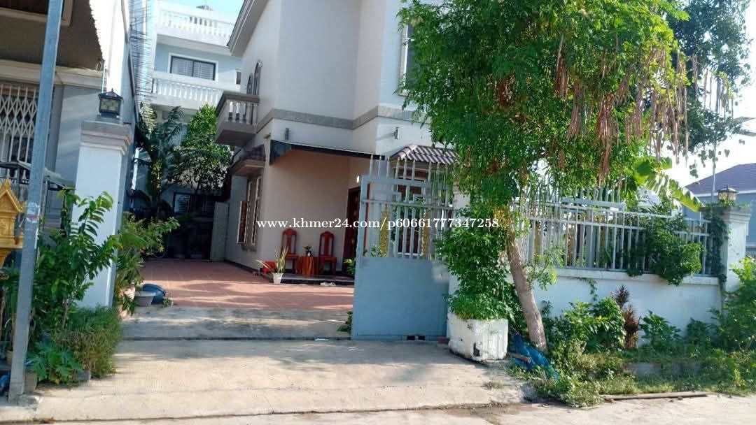 វីឡាទោល លក់បន្ទាន់ ម្តុំផ្សារសែនសុខ15នាទី ពីផ្សារ អ៊ីអន ២