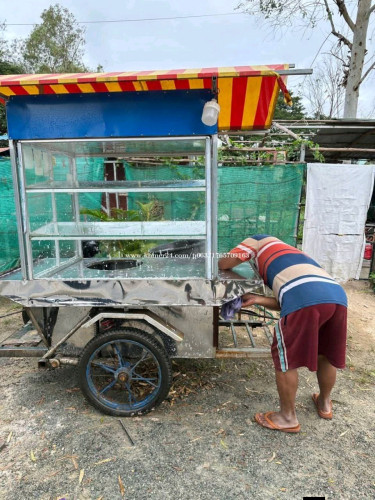 រម៉កនៅថ្មី