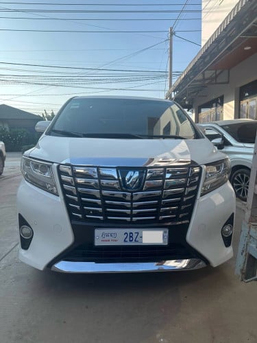រថយន្តសំរាប់ជួល  金边月租汽车 Car for rent