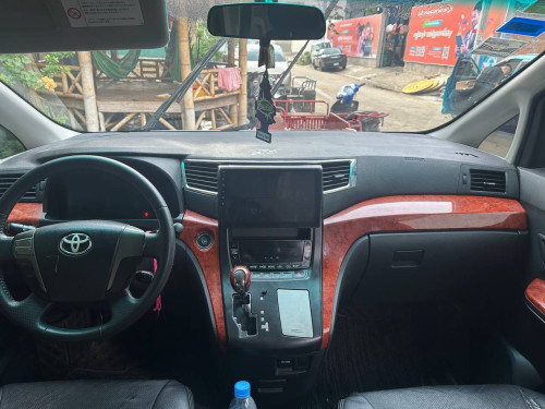 រថយន្តសំរាប់ជួល  金边月租汽车 Car for rent
