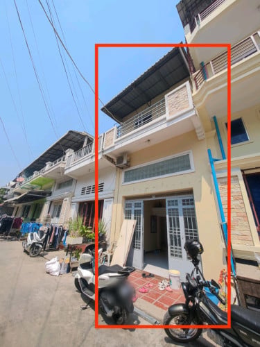 ផ្ទះលក់ក្រាំងធ្នង់(ប្លង់រឹង) ម្ដុំបុរីវ៉ារីណា បុរីមហាសែនសុខ