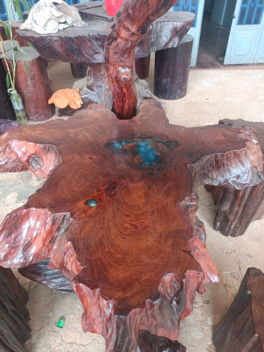 តុ ធ្នុង ធម្មជាតិ