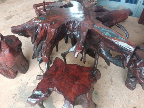តុ ធ្នុង ធម្មជាតិ