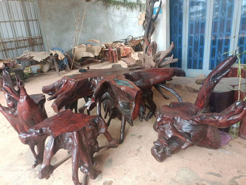 តុ ធ្នុង ធម្មជាតិ