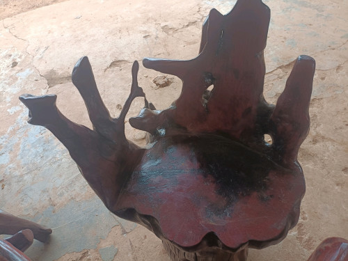 តុ ធ្នុង ធម្មជាតិ