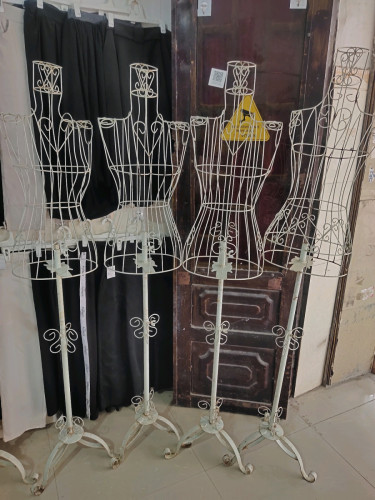 ម៉ានីកាំងដែកលក់