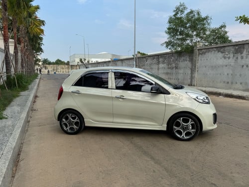 ជាប្រភេទឡានហ្វូលអប់សិនពេញ តំលៃចចារបាន