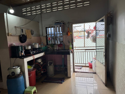 តម្លៃចរចាបាន 18000$