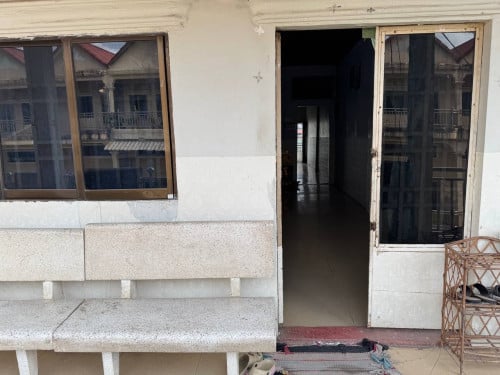 តម្លៃចរចាបាន 18000$