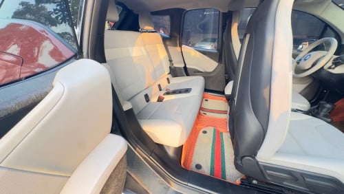 ឡានលក់ BMW i3 ឆ្នាំ2014 អគ្គិសនី+សាំង ឡាននៅថ្មី ជិះស្រួលណាស់