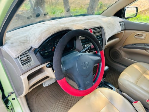 ឡានលក់ kia Morning ឆ្នាំ2004 slx ឆ្នាំ2004 ម៉ាញ៉ែតMV