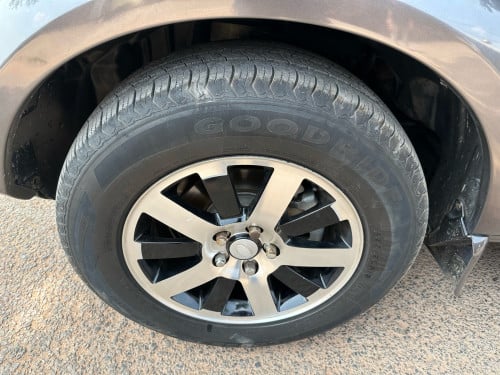 ឡានលក់ Land Rover Discovery ឆ្នាំ2005 V6 ម៉ាស៊ូត ឡាននៅសំណុំសុីនទាំងអស់