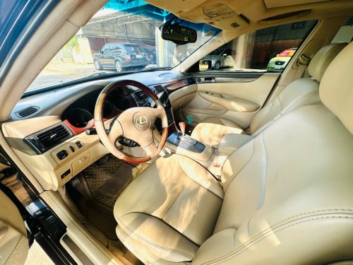 ឡានលក់ Lexus Es300 ឆ្នាំ2003 សាំងសុទ្ឋសំណុំសុីន