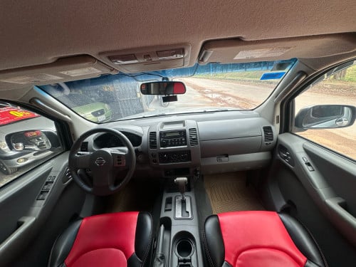 ឡានលក់ Nissan frontier ឆ្នាំ2007 ប៉ុង2 អូតូកាប់ពីតាស់ ទ្រុងវែង បំពាក់ហ្គាសហើយស្រាប់