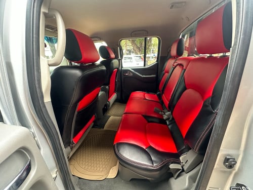 ឡានលក់ Nissan frontier ឆ្នាំ2007 ប៉ុង2 អូតូកាប់ពីតាស់ ទ្រុងវែង បំពាក់ហ្គាសហើយស្រាប់