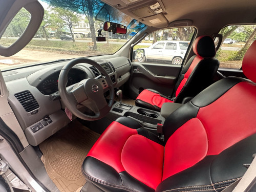 ឡានលក់ Nissan frontier ឆ្នាំ2007 ប៉ុង2 អូតូកាប់ពីតាស់ ទ្រុងវែង បំពាក់ហ្គាសហើយស្រាប់