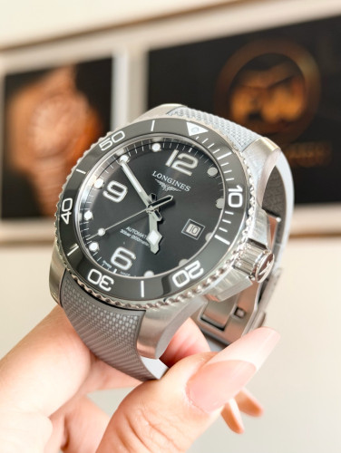 (Original) Longines Hydroconguest Gray 43mm 🩶
