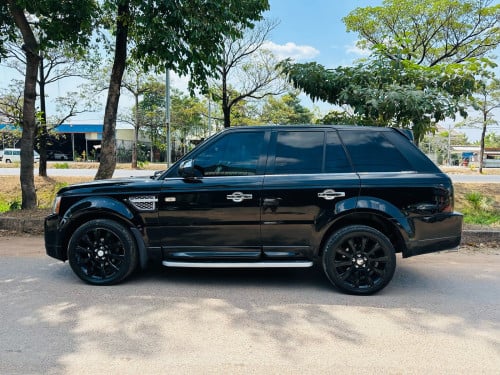 ឡានលក់ Rang Rover Sport ឆ្នាំ2006 up 2012 V6 ម៉ាស៊ូត តម្លើងបូមធម្មតាហើយស្រាប់