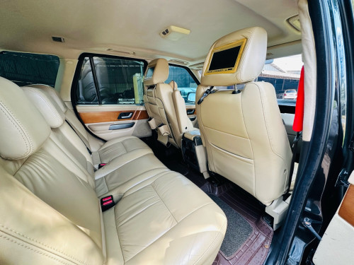 ឡានលក់ Rang Rover Sport ឆ្នាំ2006 up 2012 V6 ម៉ាស៊ូត តម្លើងបូមធម្មតាហើយស្រាប់