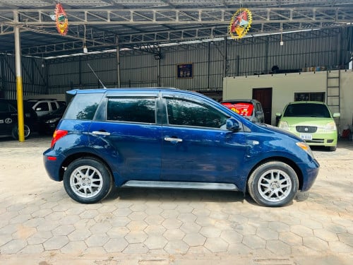 ឡានលក់ Toyota scion ឆ្នាំ2005 ឡាននៅស្អាត ថ្មី ជិះស្រួល