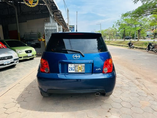 ឡានលក់ Toyota scion ឆ្នាំ2005 ឡាននៅស្អាត ថ្មី ជិះស្រួល
