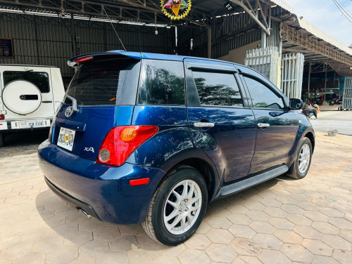 ឡានលក់ Toyota scion ឆ្នាំ2005 ឡាននៅស្អាត ថ្មី ជិះស្រួល