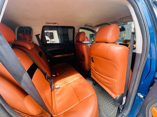 ឡានលក់ Toyota scion ឆ្នាំ2005 ឡាននៅស្អាត ថ្មី ជិះស្រួល