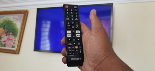 🌟 Samsung Smart Monitor TV 32 អ៊ីញ - តម្លៃពិសេសនៅ MRK Electronic!