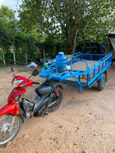 🎉លក់រម៉កនឹងម៉ូតូ ទំហំ250x130 ទ្វាបើកបានទាំងបី