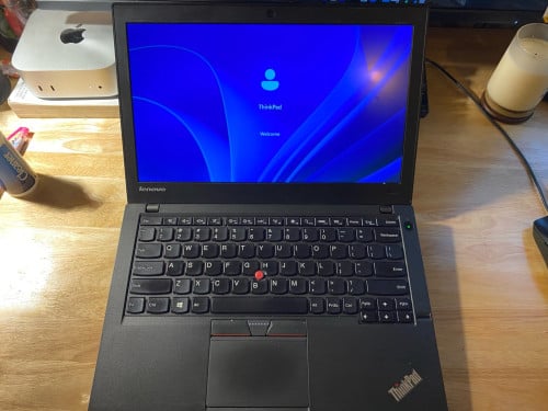 13inch Lenovo X250 i5 5th gen 8gb ssd 256gb dual battery
